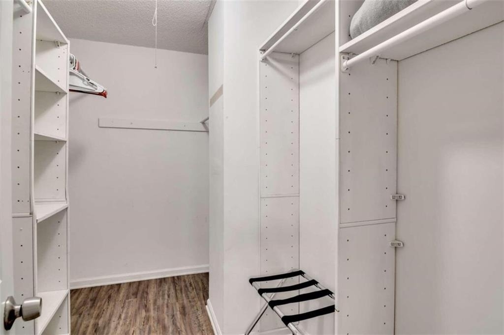 1200 Falling Water Drive Se - Photo 17