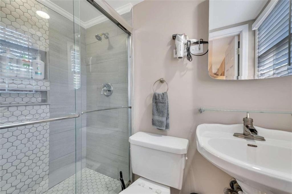 5005 Maryland Drive - Photo 18