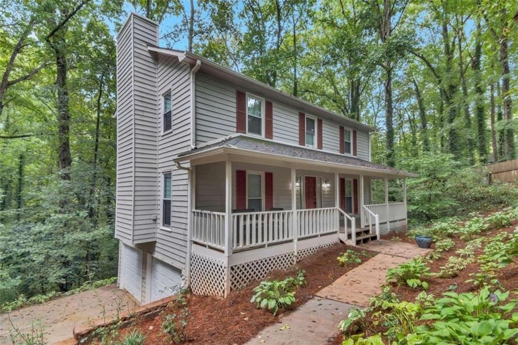 826 Moonlit Lane Nw - Photo 0