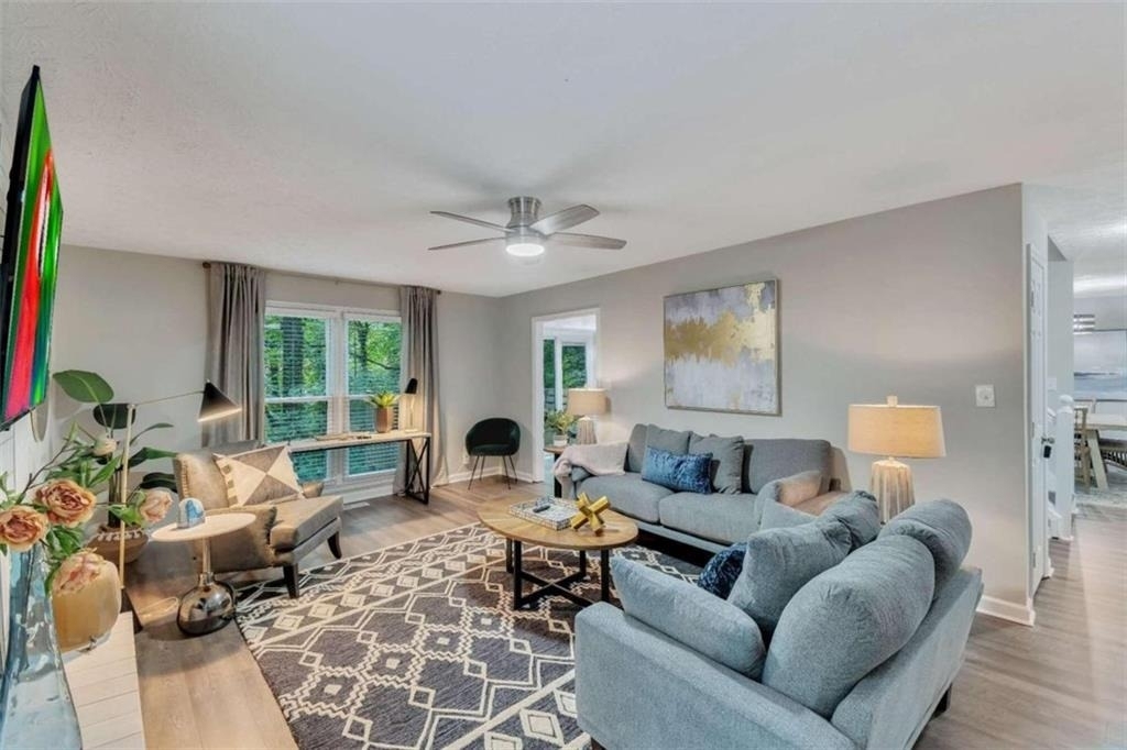 826 Moonlit Lane Nw - Photo 2
