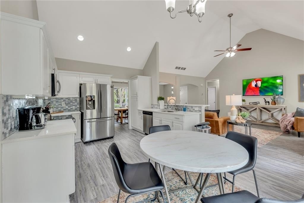 4669 Emerald Willow Drive - Photo 10