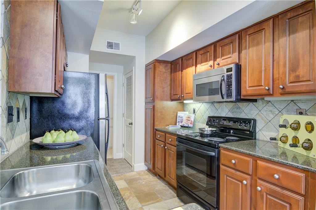 3460 Kingsboro Road - Photo 8