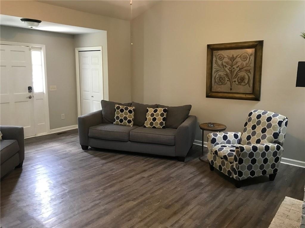 1608 Willie Drive - Photo 3