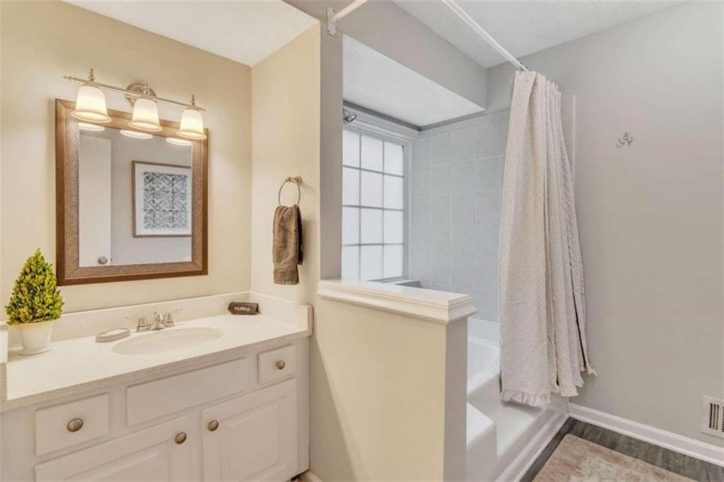 302 Hidden Court - Photo 12