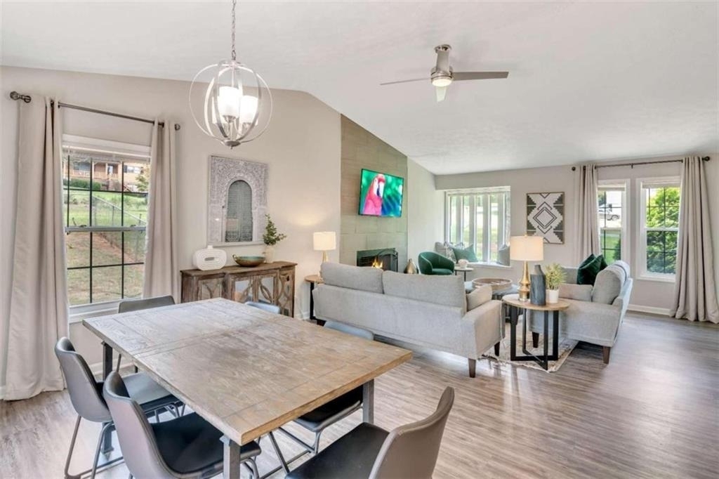 302 Hidden Court - Photo 4