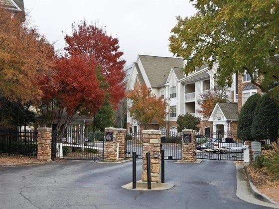 6210 Peachtree Dunwoody Road - Photo 22