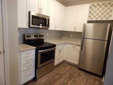 6210 Peachtree Dunwoody Road - Photo 2