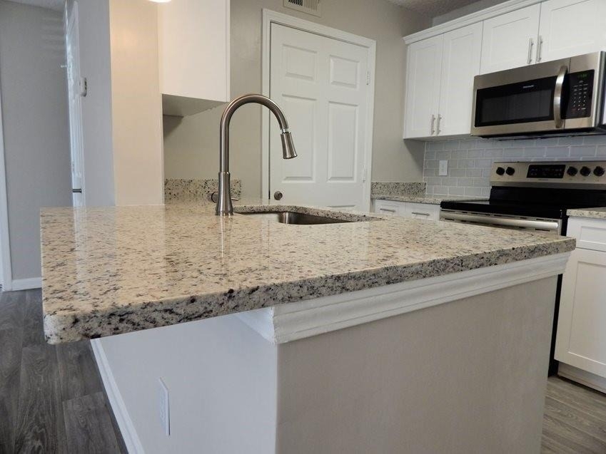 100 Ashford Gables Drive - Photo 2