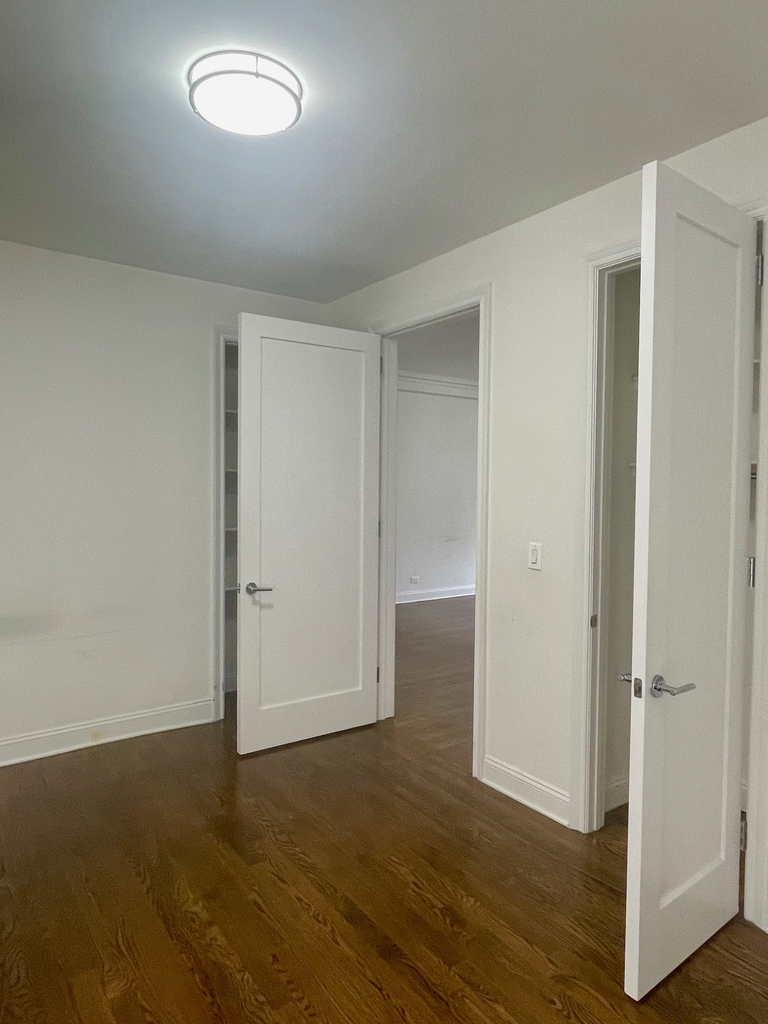 166 West 72nd Street, 3B - Photo 6