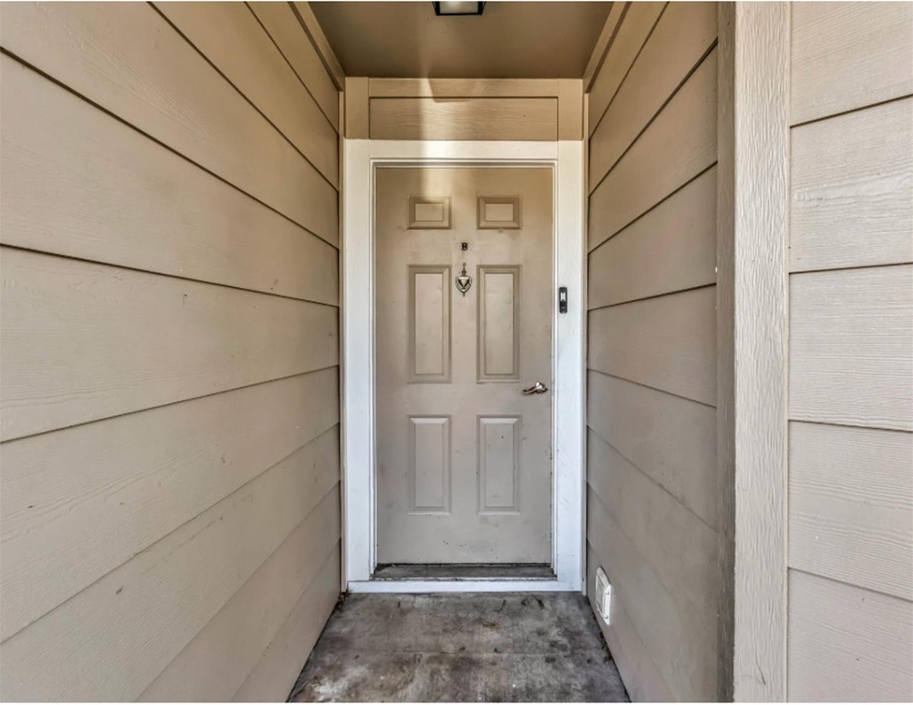 2012 West Loop - Photo 15