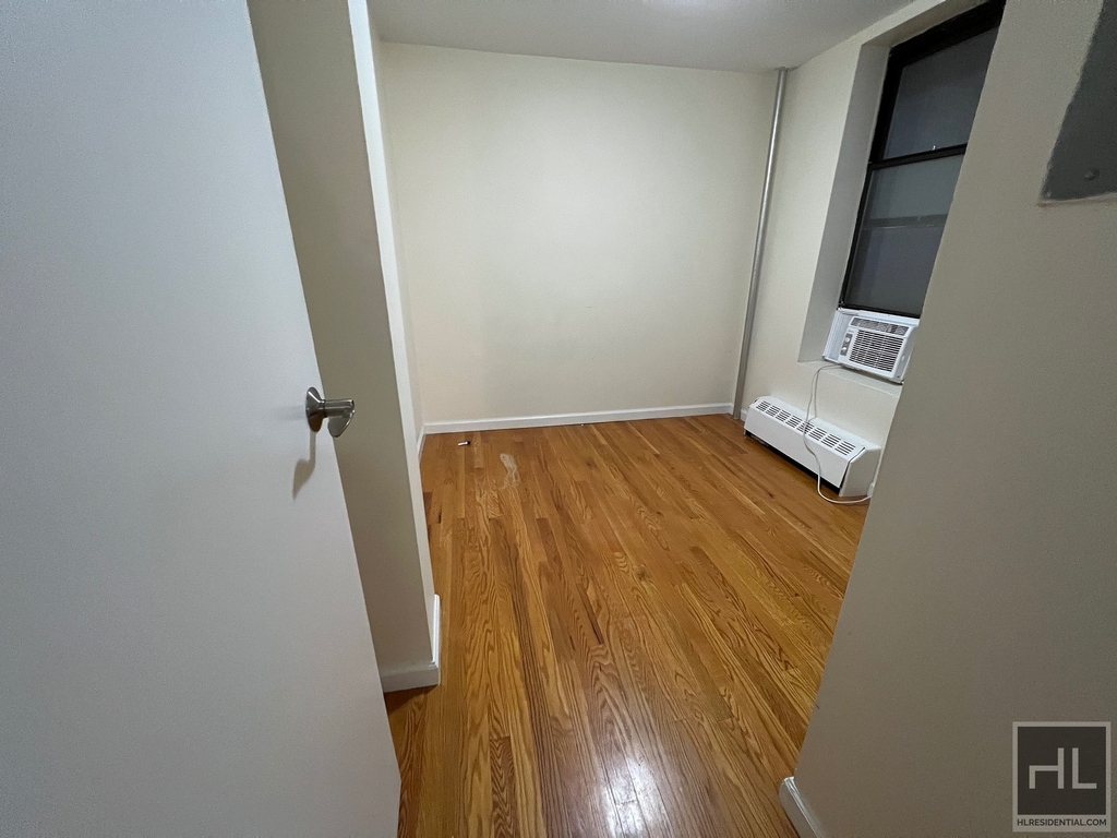East 80 Street - Photo 1