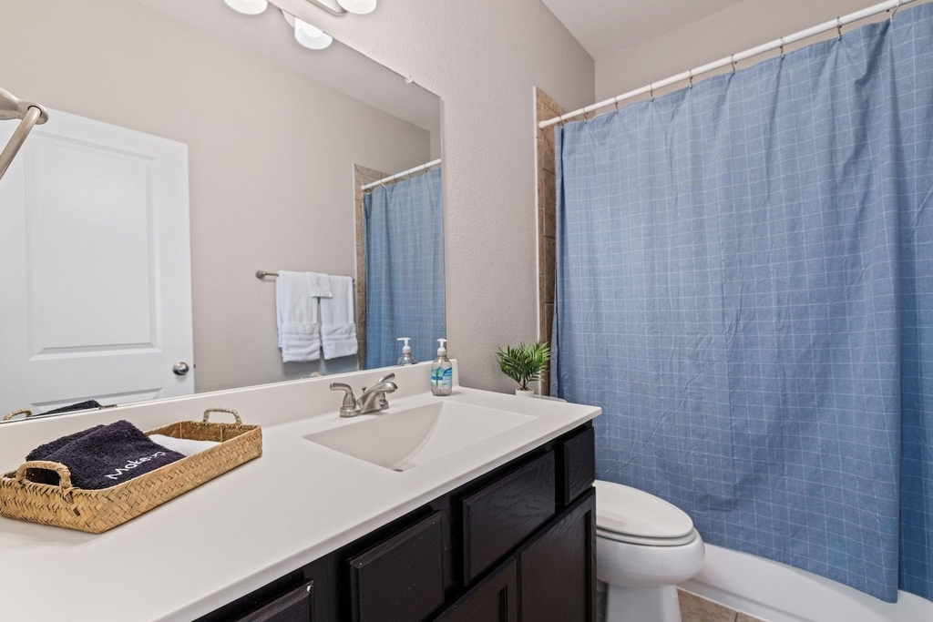 2215 Katy Lane - Photo 17