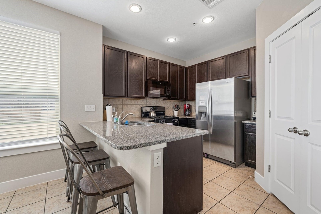 2215 Katy Lane - Photo 10