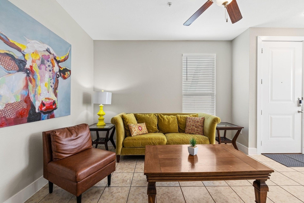 2215 Katy Lane - Photo 5