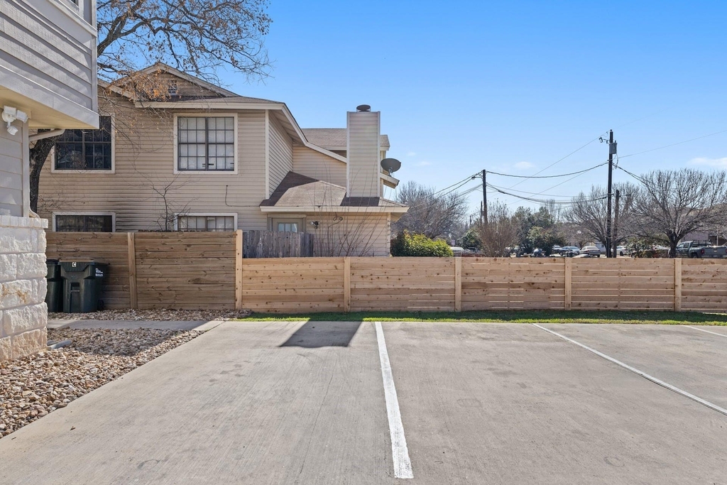 2215 Katy Lane - Photo 24
