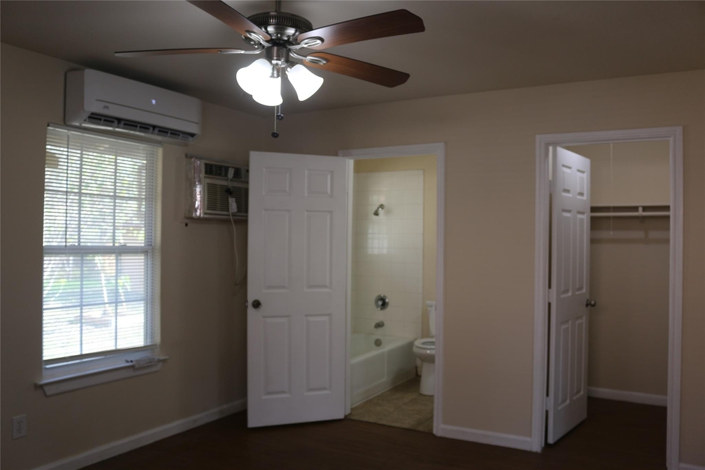 1705 Walnut St - Photo 7