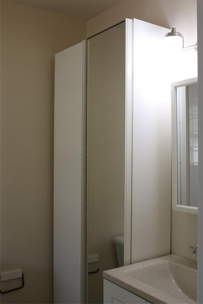 1705 Walnut St - Photo 10