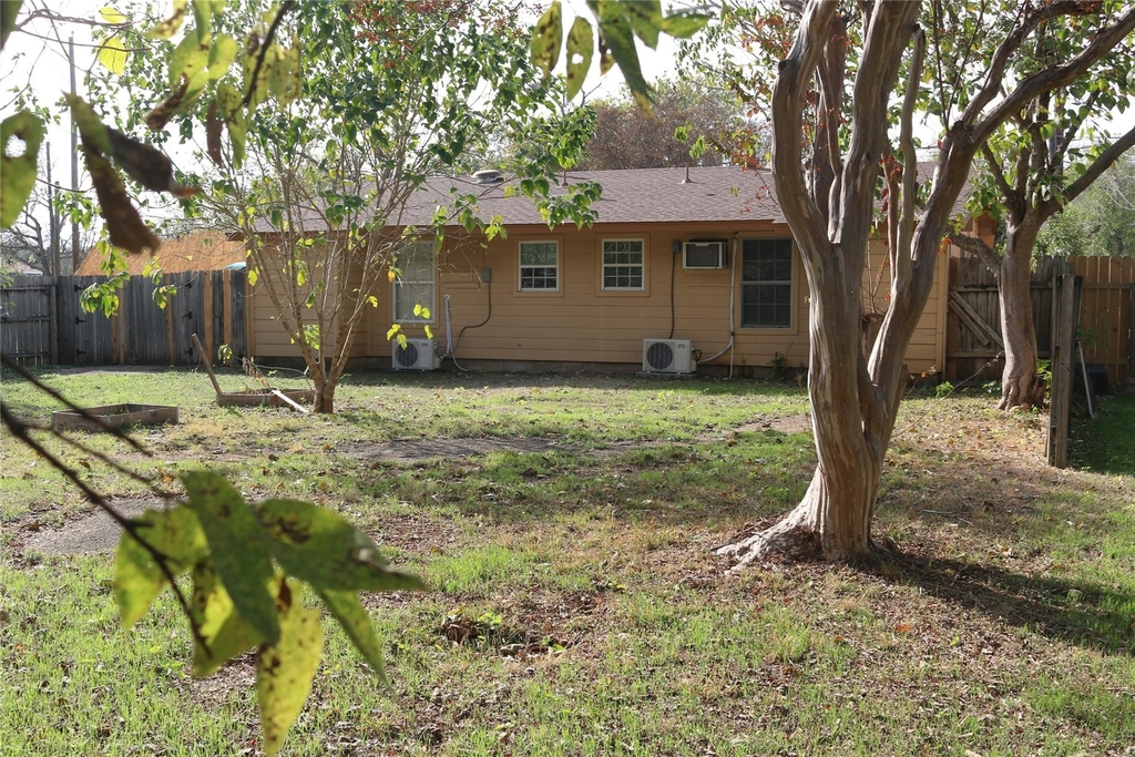 1705 Walnut St - Photo 19