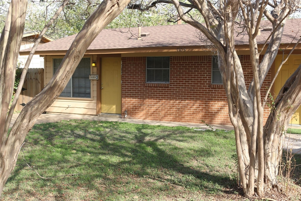 1705 Walnut St - Photo 1