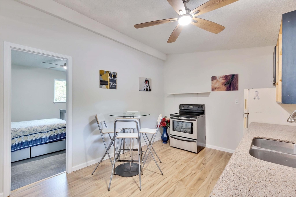2103 Chaparral Park Rd - Photo 9