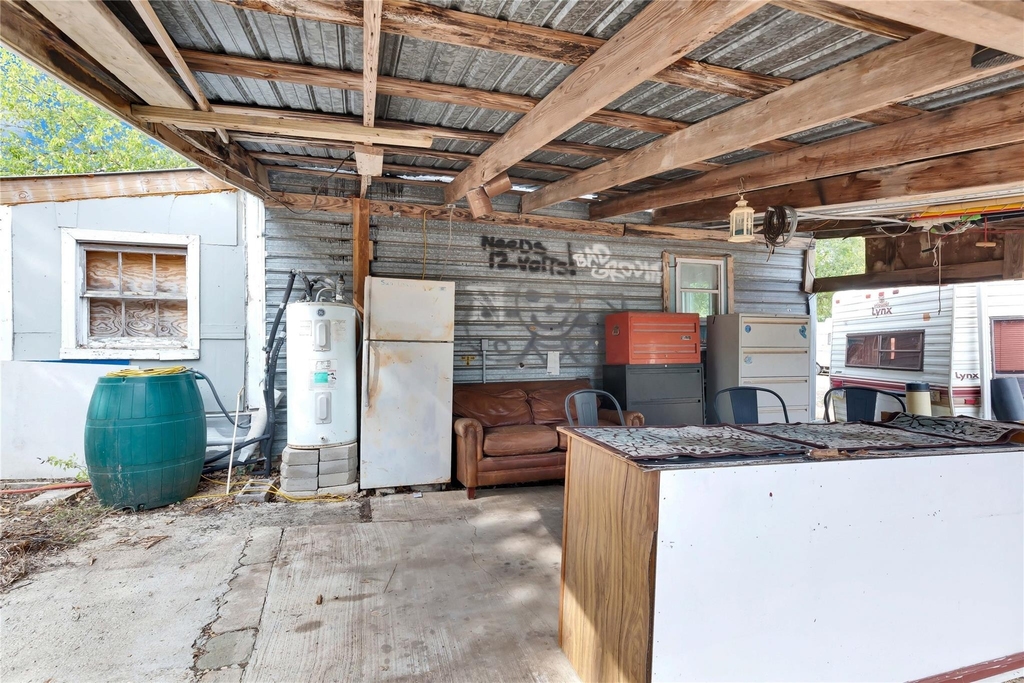 2103 Chaparral Park Rd - Photo 11