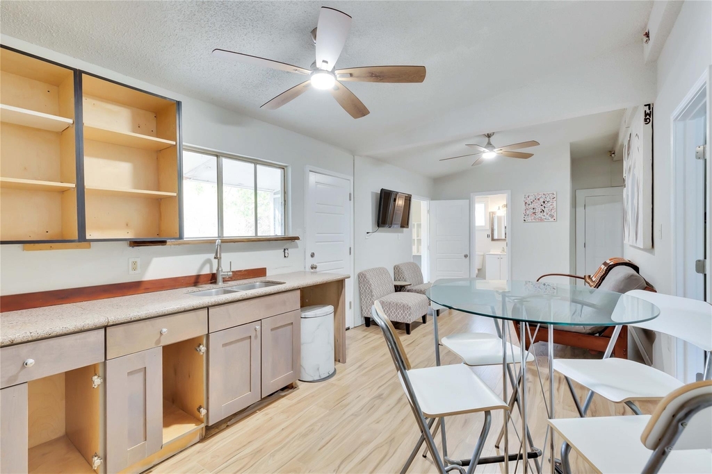 2103 Chaparral Park Rd - Photo 6
