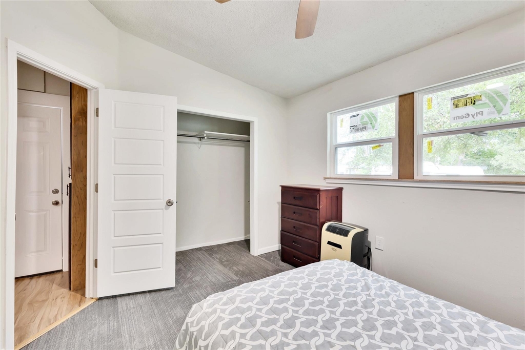 2103 Chaparral Park Rd - Photo 22