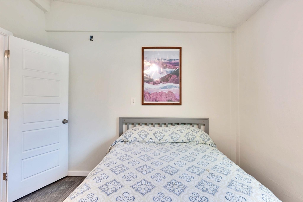2103 Chaparral Park Rd - Photo 16