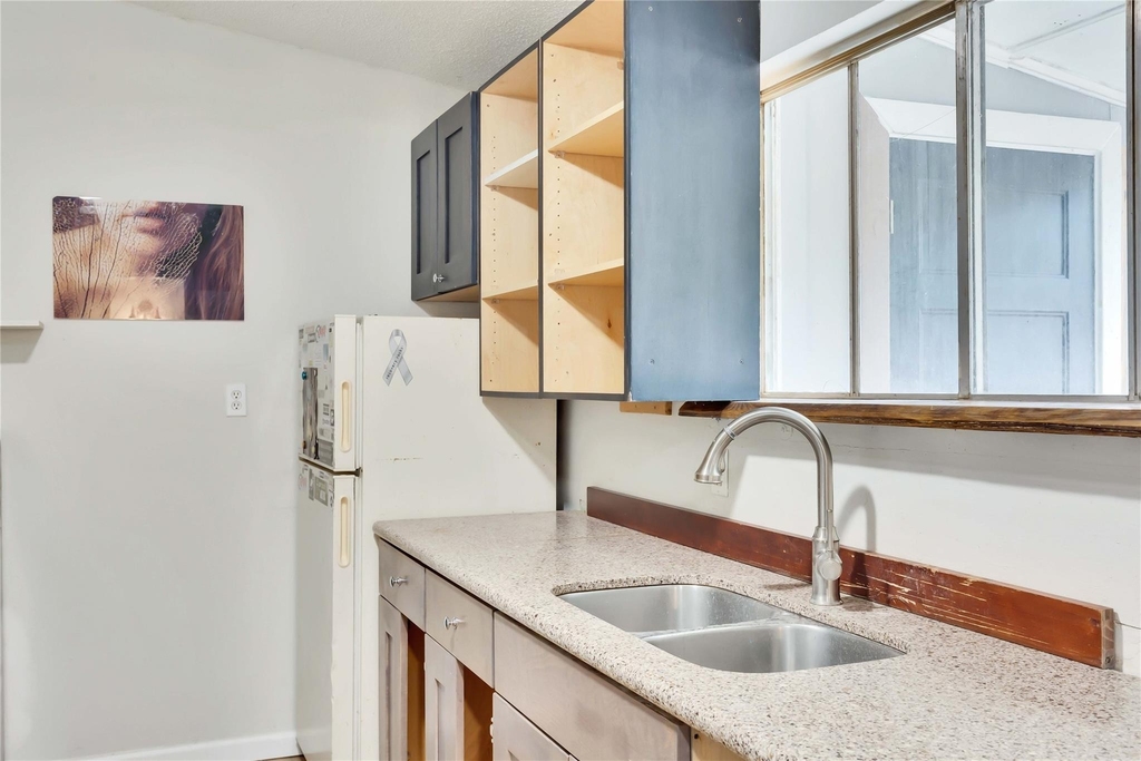 2103 Chaparral Park Rd - Photo 8