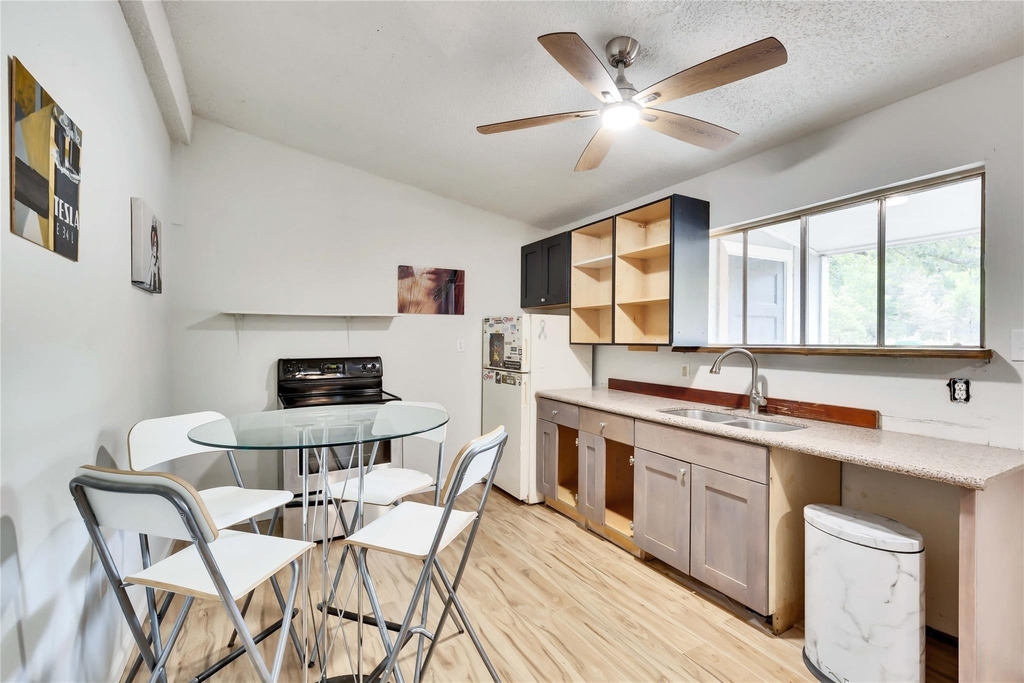 2103 Chaparral Park Rd - Photo 5