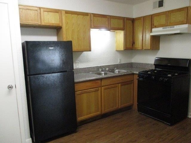 4904 West Wind Trl - Photo 2