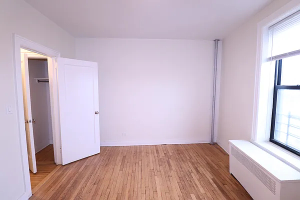 37-33 College Point Blvd - Photo 6