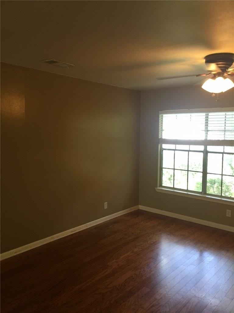 2516 Enfield Rd - Photo 6