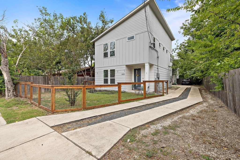 6404 Porter St - Photo 17