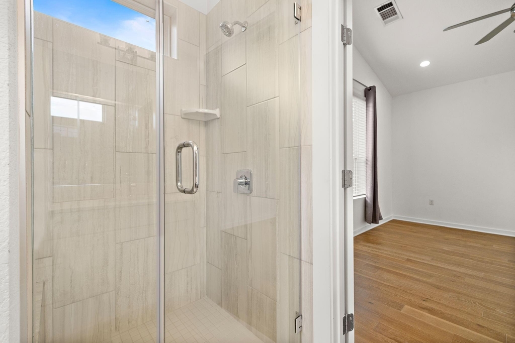 6404 Porter St - Photo 10