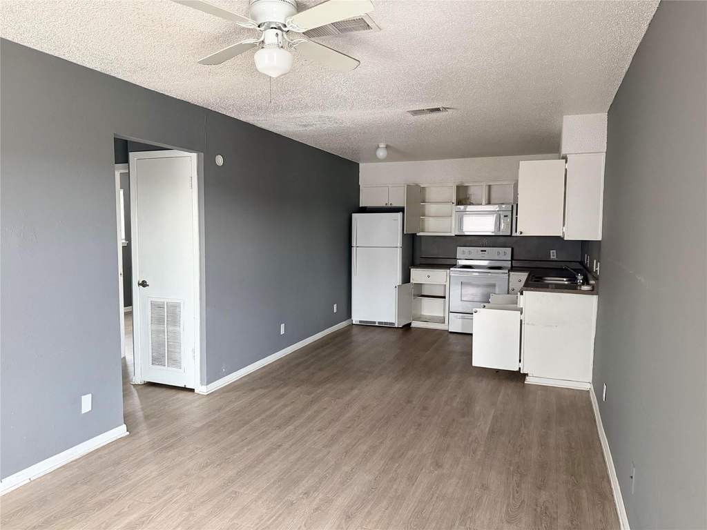 420 N Gilmer St - Photo 6