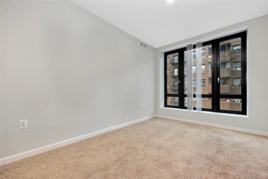 89th Avenue - Photo 13