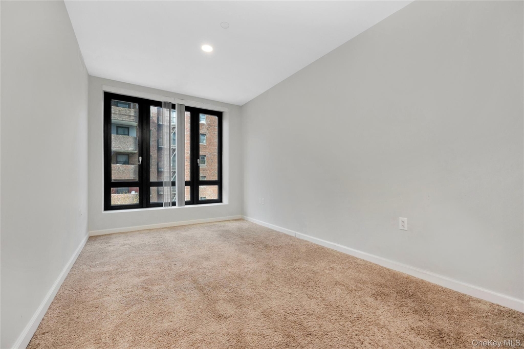 89th Avenue - Photo 13