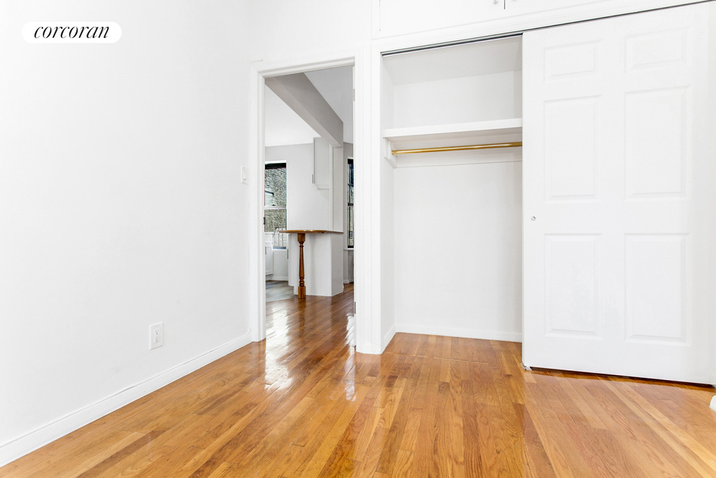 542 East 82nd Street - Photo 3