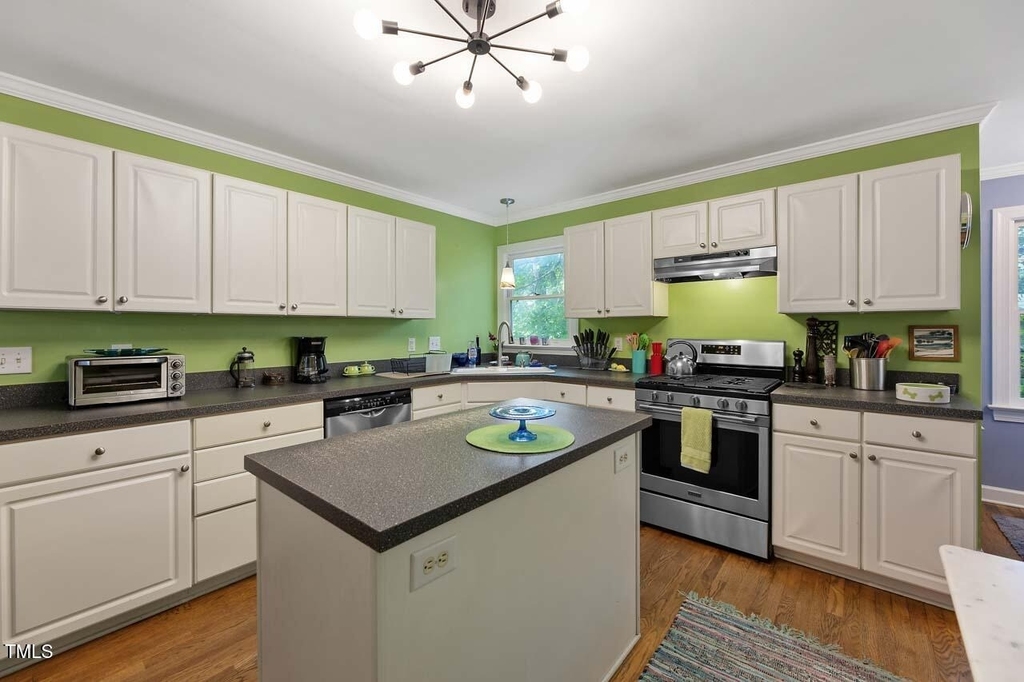 303 Cary Pines Drive - Photo 7