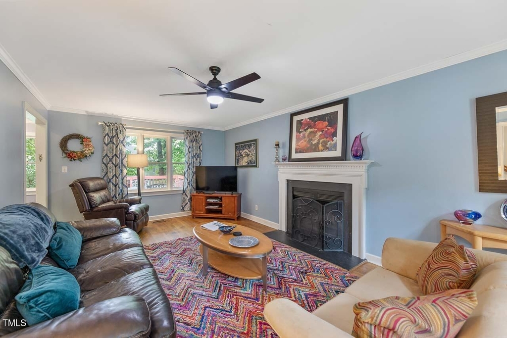 303 Cary Pines Drive - Photo 3