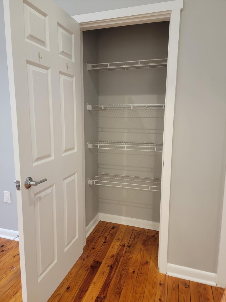112 N Birch Avenue - Photo 2