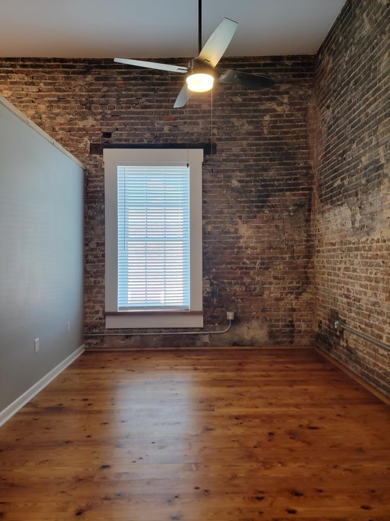 112 N Birch Avenue - Photo 8