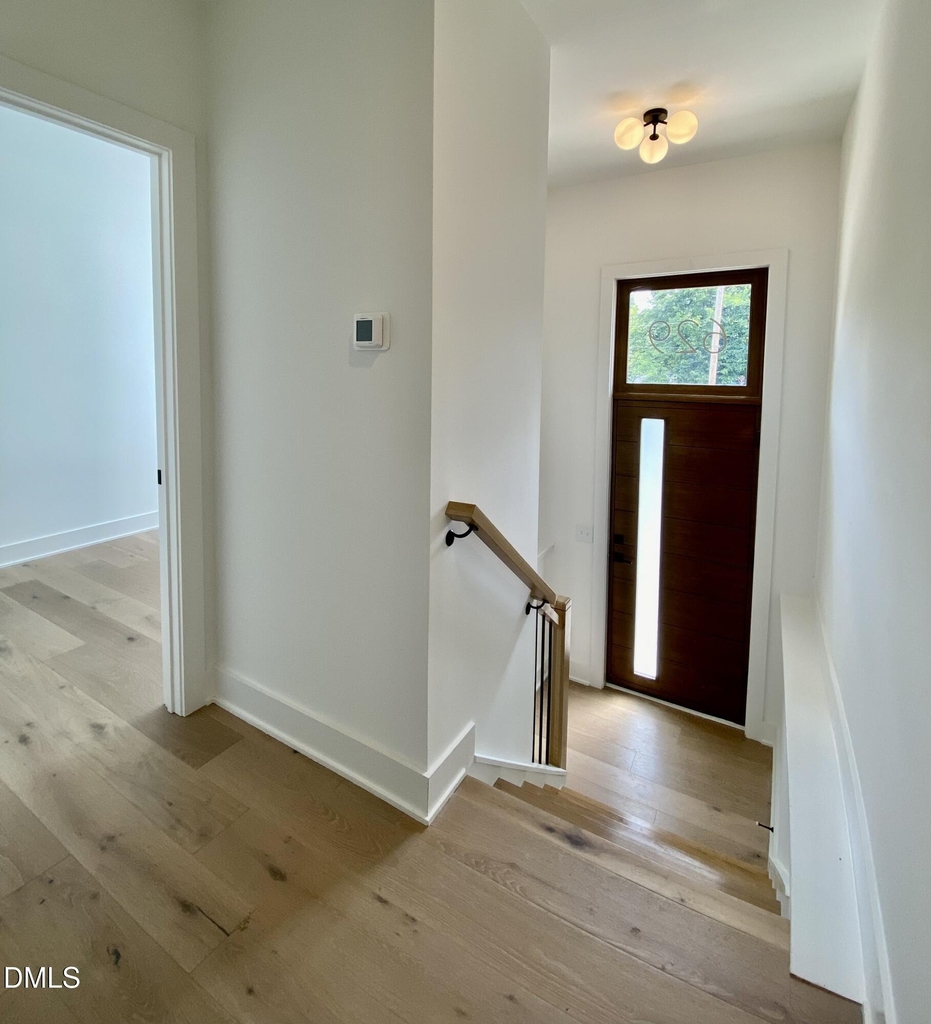 629 N Queen Street - Photo 5