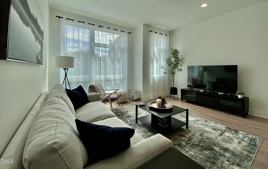629 N Queen Street - Photo 21