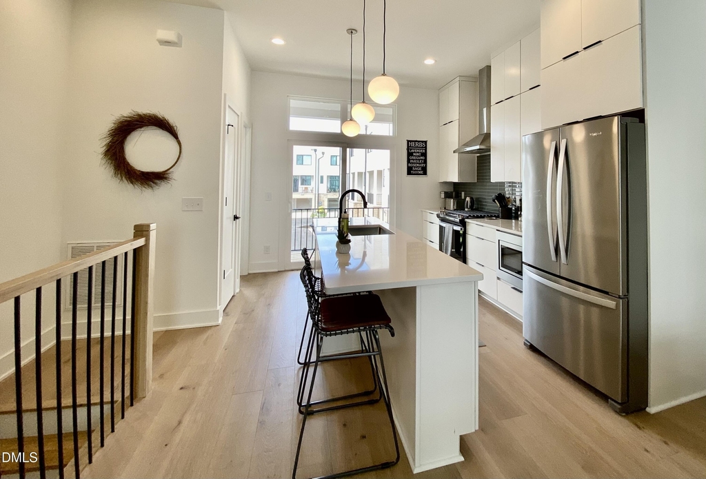 629 N Queen Street - Photo 14