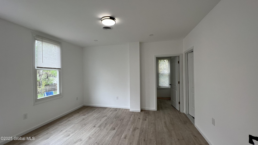 445 5th Avenue - Photo 5