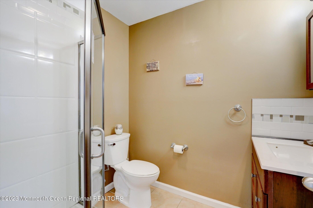 120a Randall Avenue - Photo 24