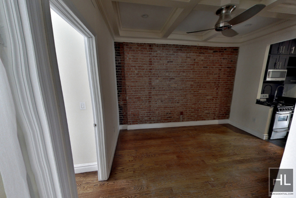 West 51st Street - Photo 3