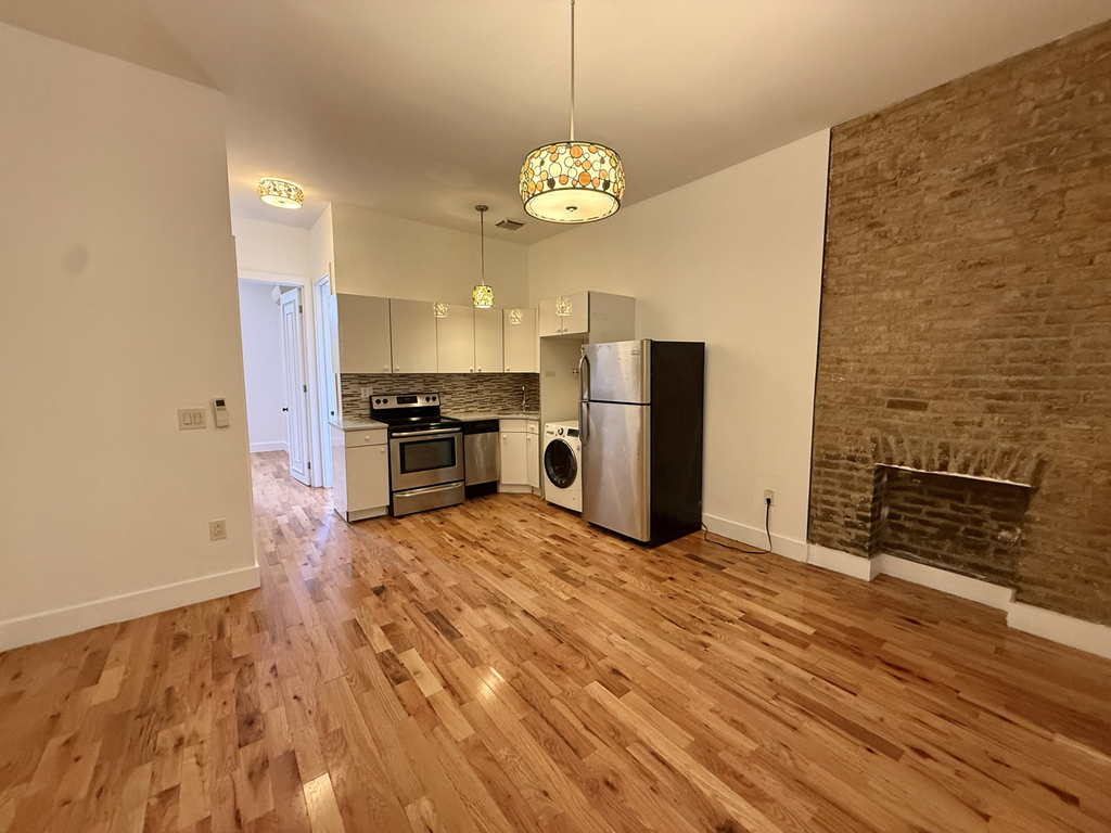 70 Halsey Street - Photo 1